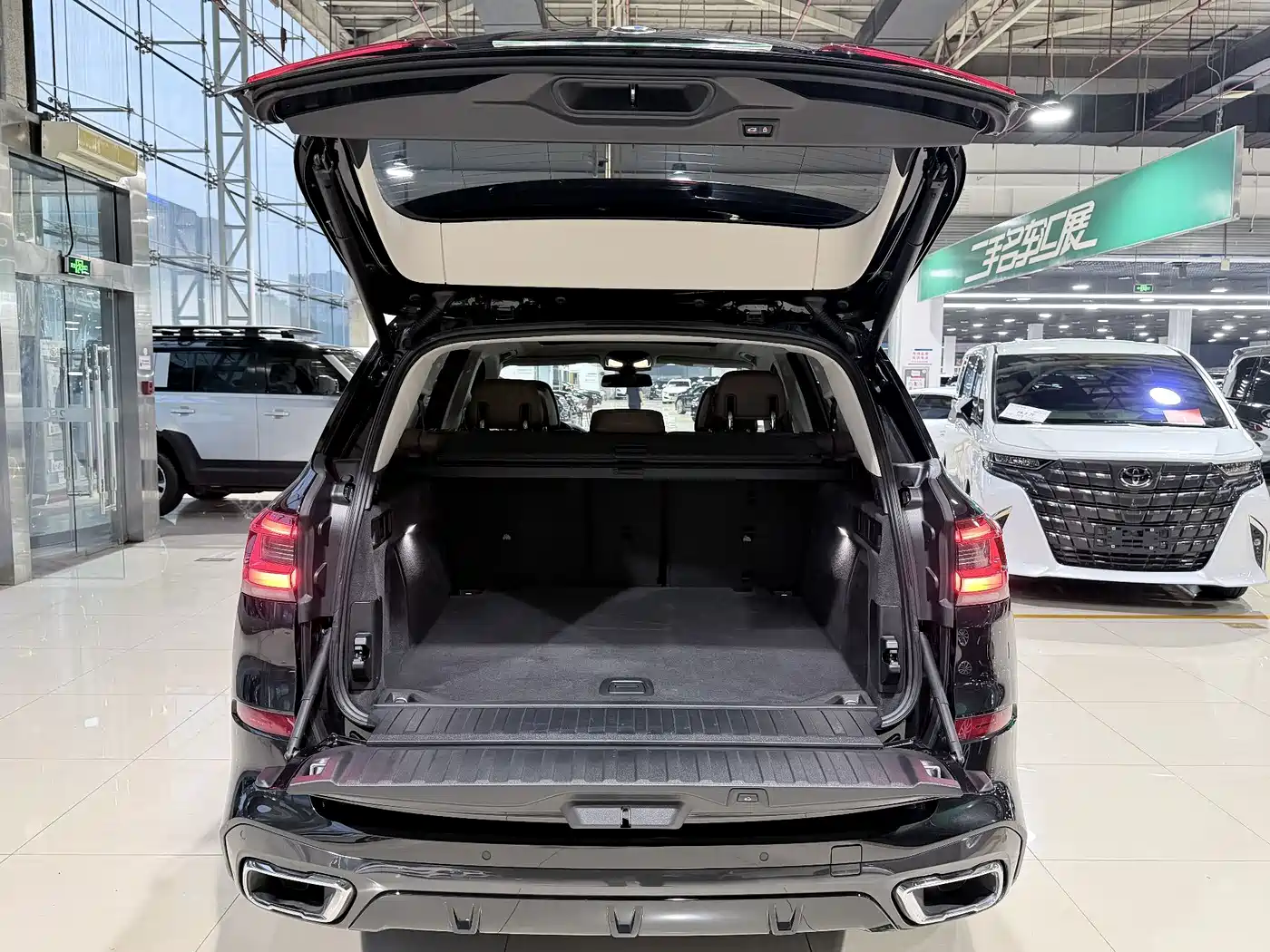 BMW X5 2022 2022 xDrive 40Li Premium M Sport Package