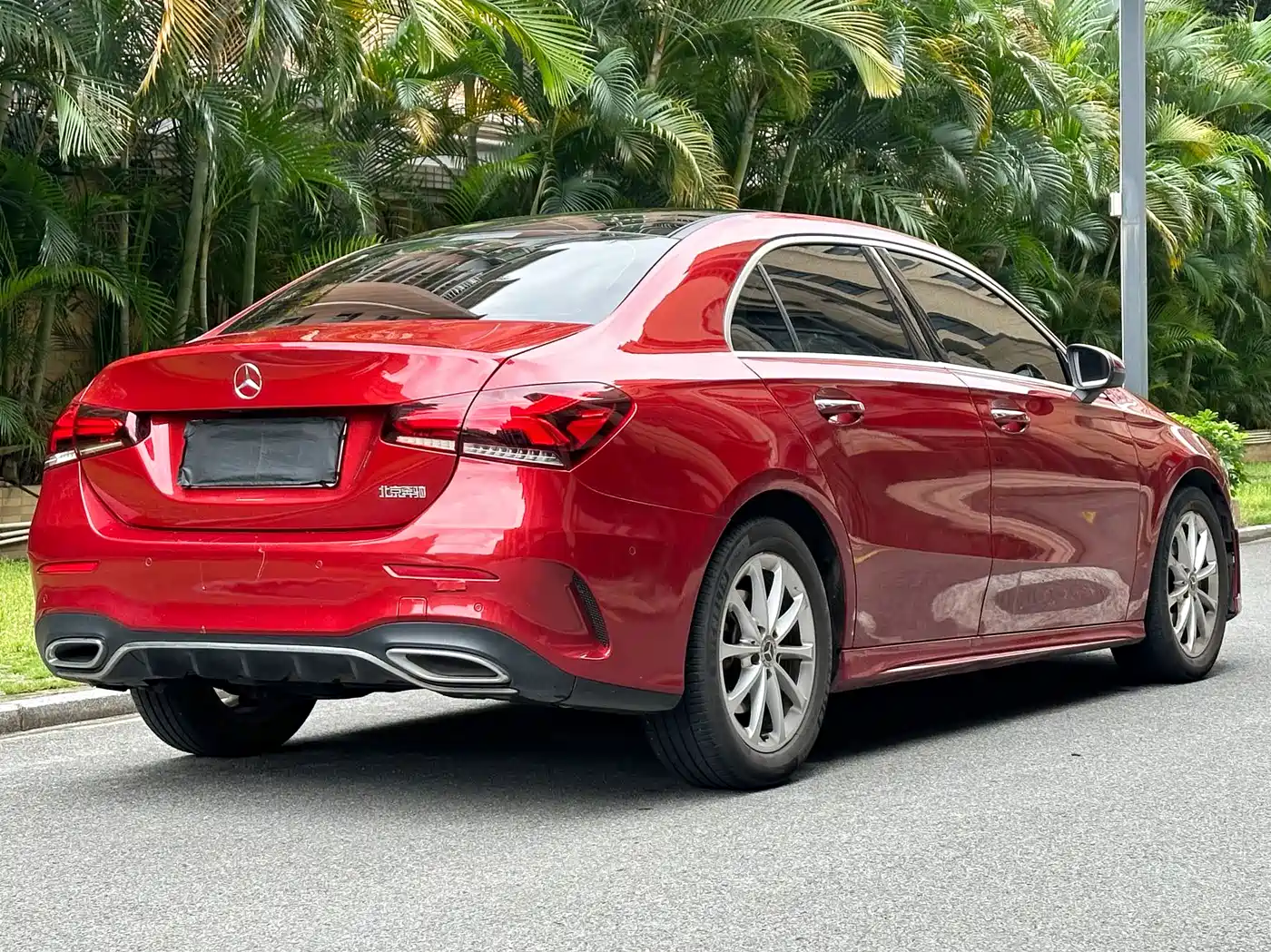 Mercedes-Benz A-Class 2019 A 200 L Sport Sedan фото 2