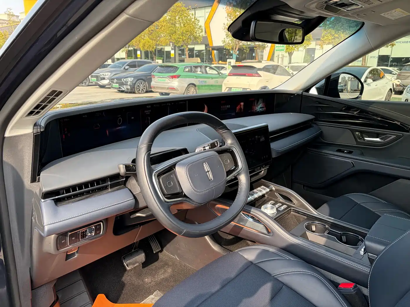 LINCOLN NAVIGATOR