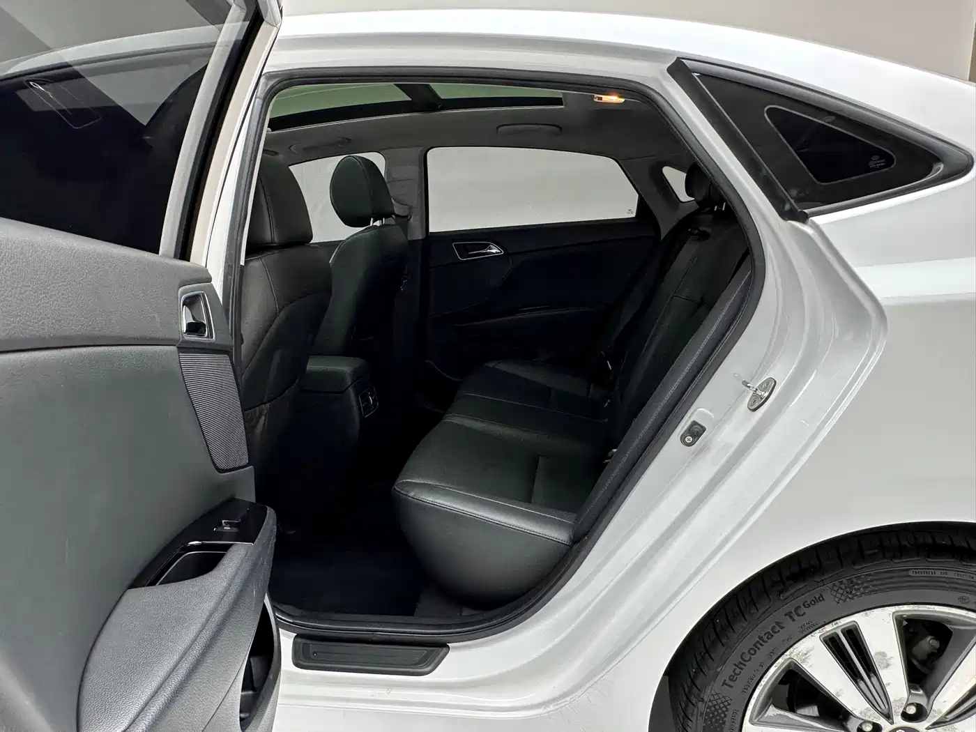 HYUNDAI NAME PICTURE