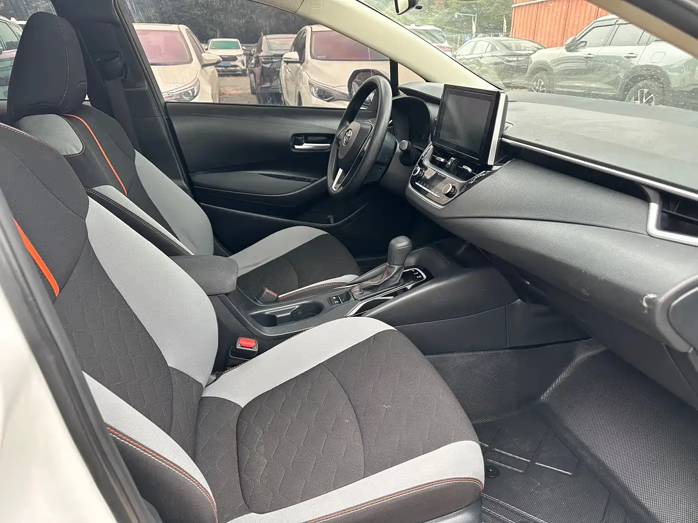 Toyota Corolla 2021 1.2T S-CVT Elite SPORT Edition фото 12