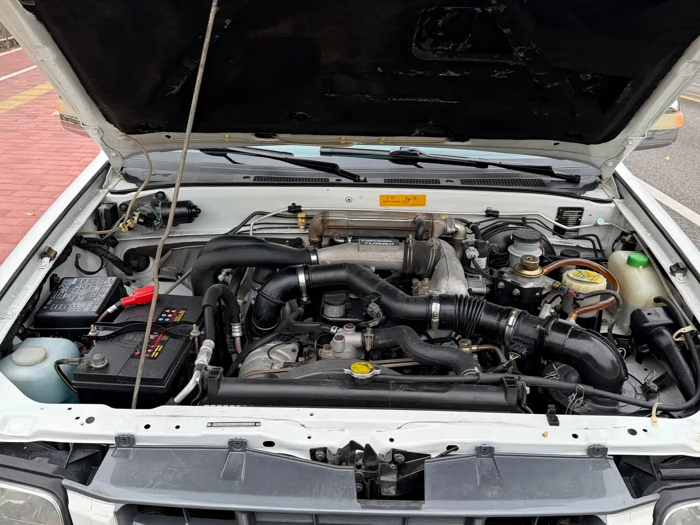 Isuzu Contender 2012 2.8T UC Diesel Multi-Purpose Vehicle фото 13
