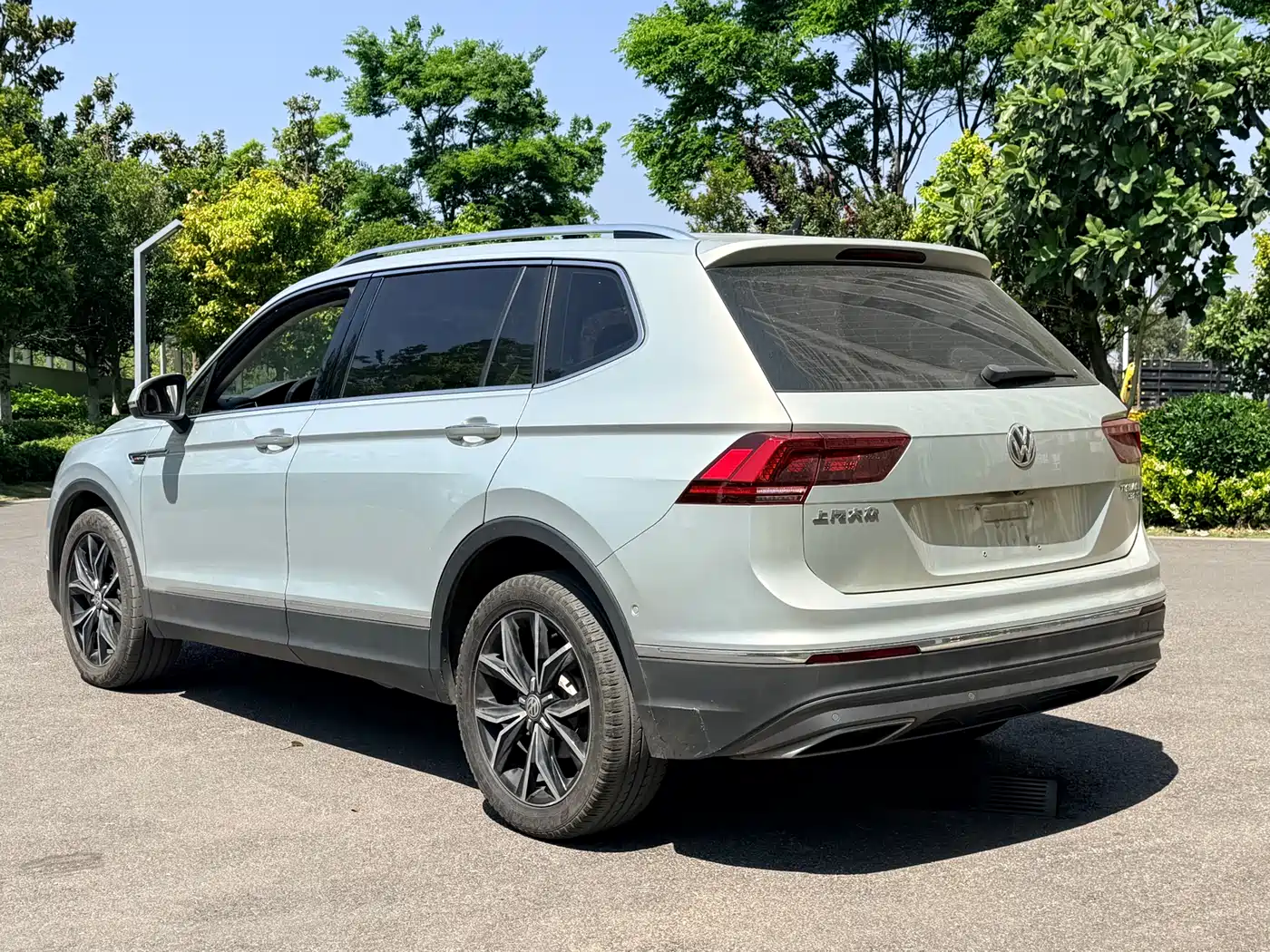 Volkswagen Tiguan L 2019 380TSI Auto AWD Smart Luxury Edition China V фото 7