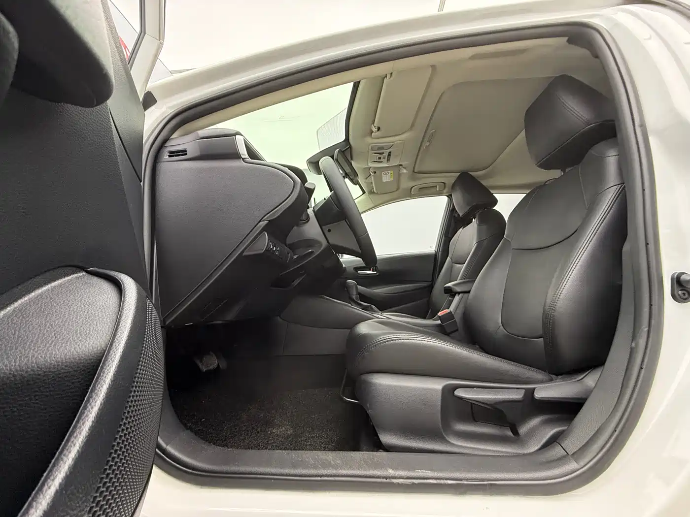 Toyota Corolla 2023 1.2T Elite Edition фото 20