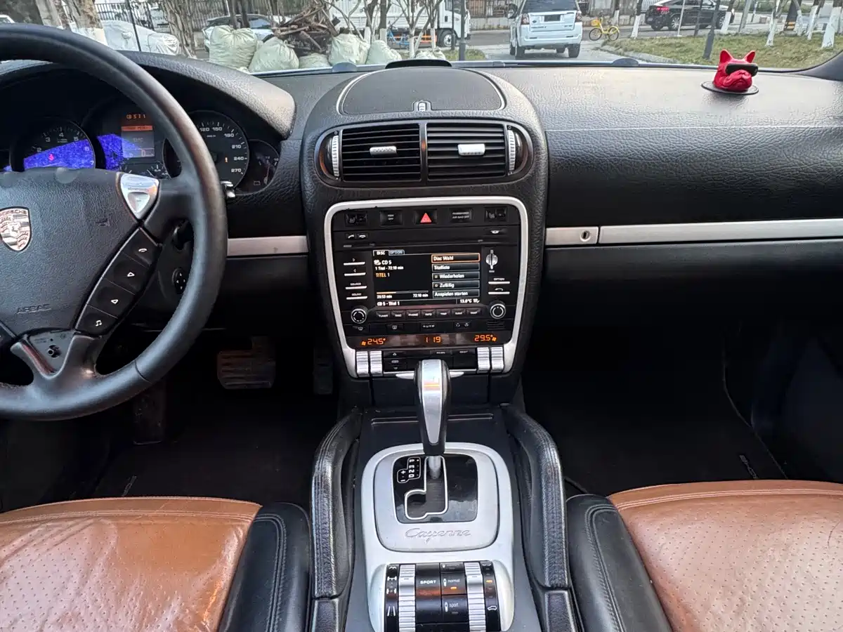 Porsche Cayenne 2007 Model Cayenne 3.6L фото 12