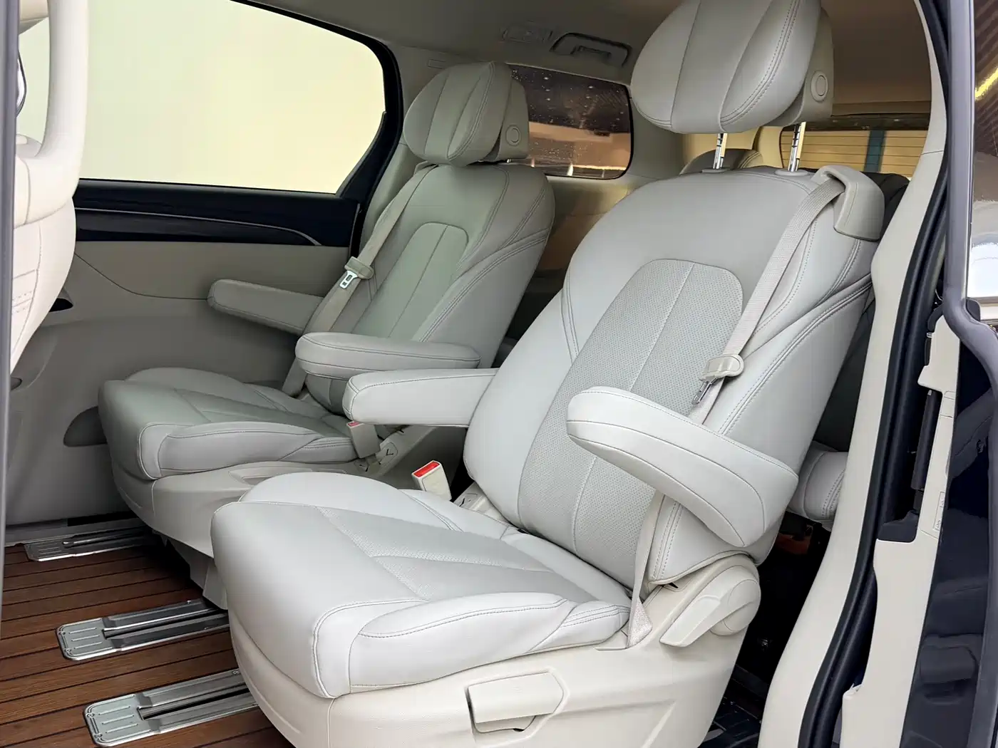 Buick GL8 2023 ES Landmaster Comfort фото 20