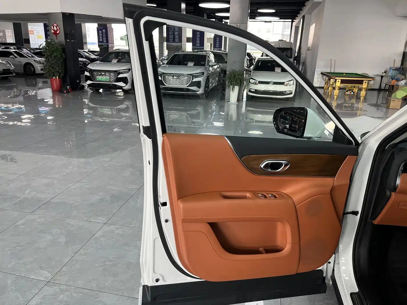 GAC Trumpchi Trumpchi Vision S9 2025 1.5T Hybrid Premium фото 18