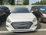 Photo 3 - Hyundai Mistra