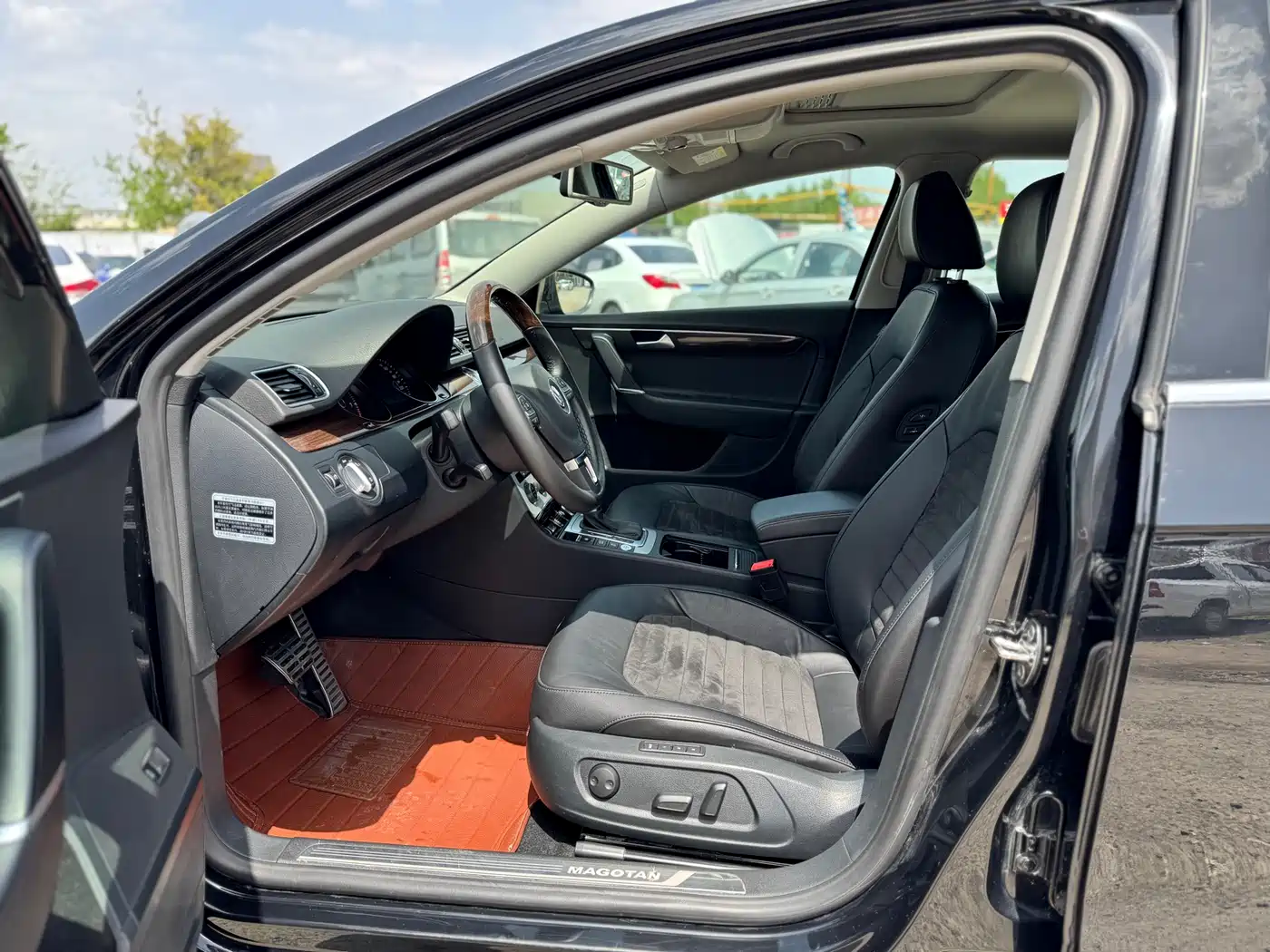 Volkswagen Magotan 2015 Facelift 1.8TSI Premium фото 22