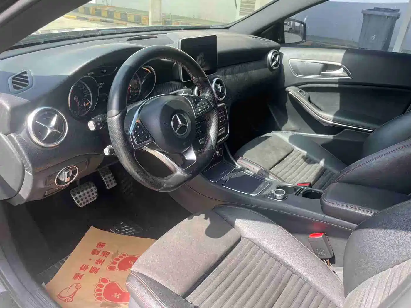 Mercedes-Benz A-Class (Import) 2016 A 200 Sport фото 6
