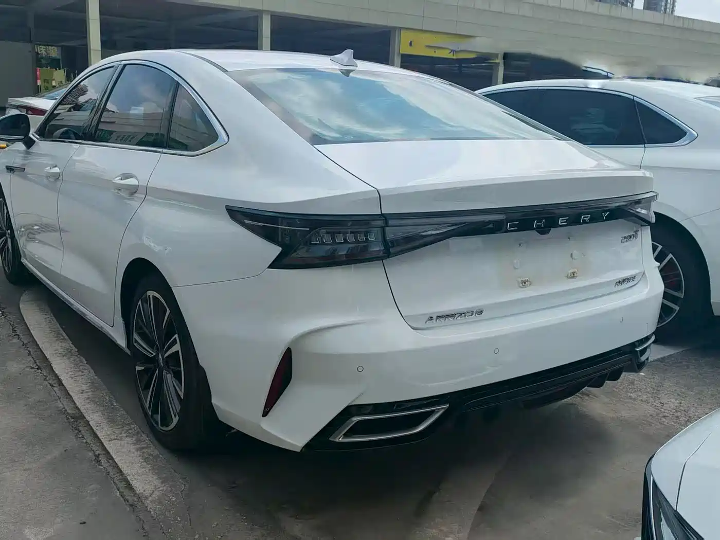 Chery Arrizo 8 2022 2022 1.6T DCT Ya