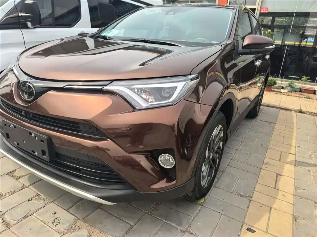Toyota RAV4 Rongfang 2018 2.5L Automatic 4WD Elite i Edition фото 11