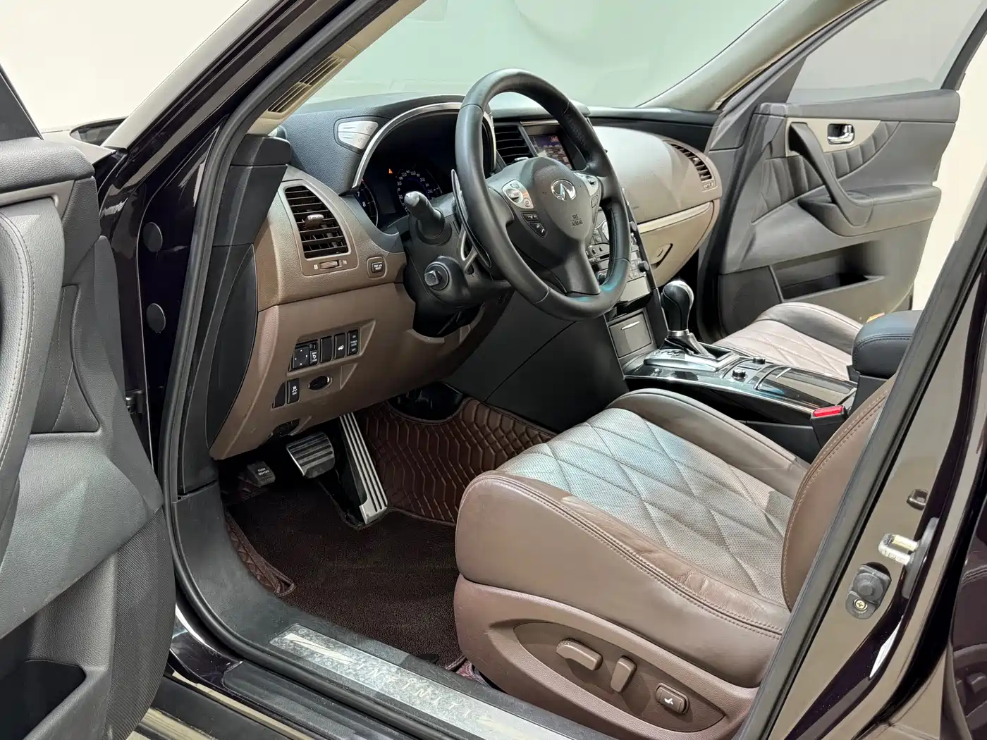 Infiniti QX70 2014 2013 3.7L Standard Edition
