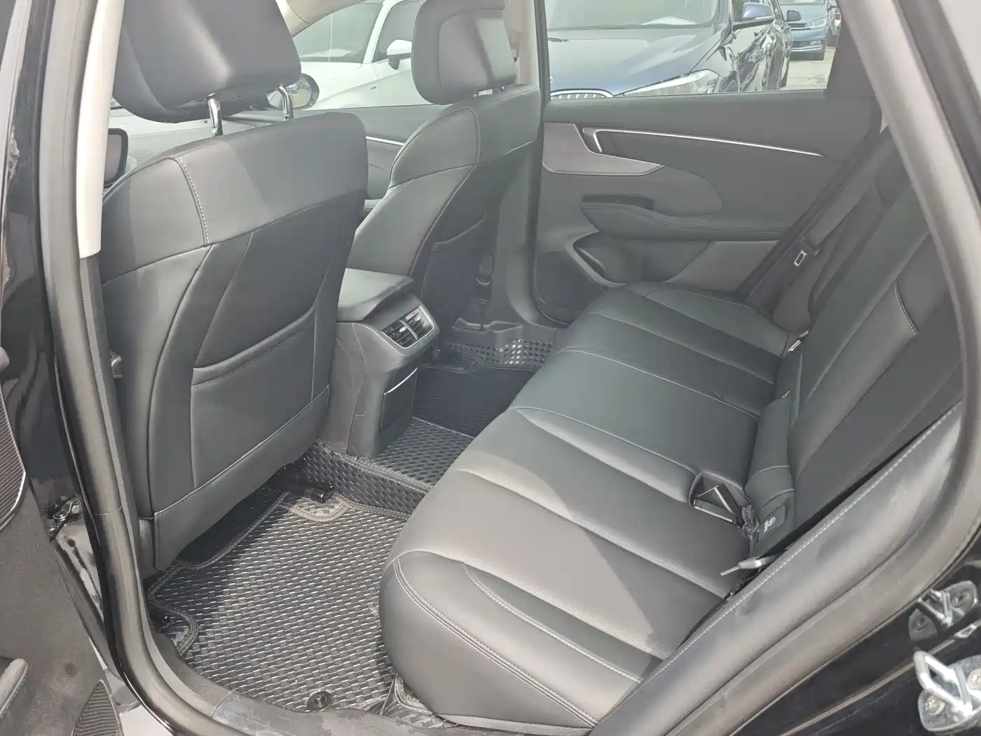 Buick LaCrosse 2025 Model 28T Platinum Edition фото 5