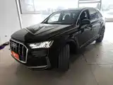 Photo 1 - Audi Q7