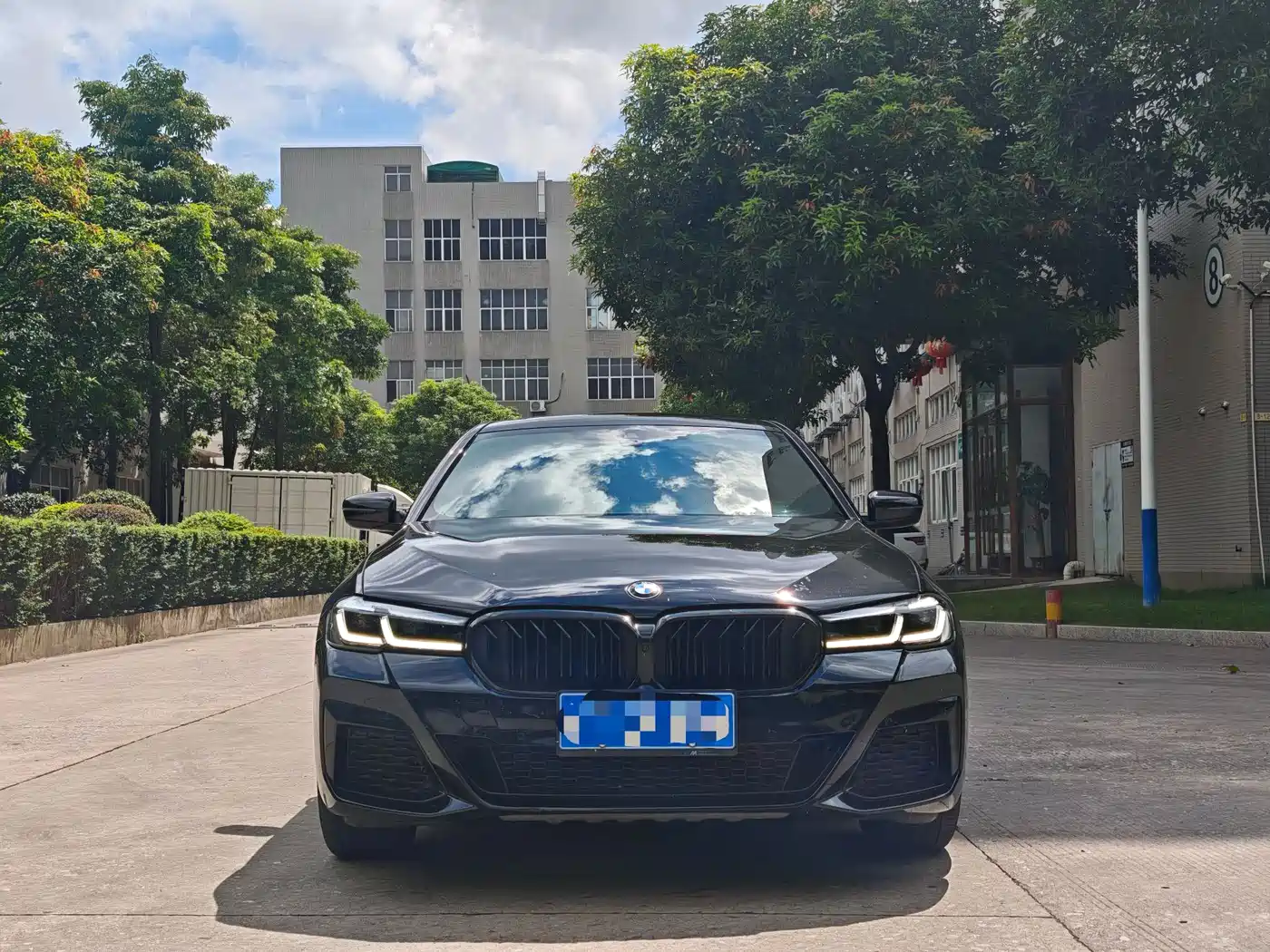 Фото 2 - BMW 5 Series