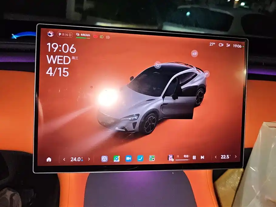 XIAOMI CAR XIAOMI YU7