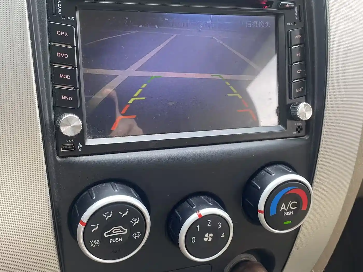 Hyundai Tucson 2013 2.0L Automatic 2WD Comfort фото 22