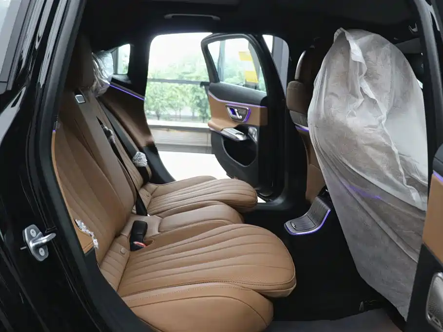 Mercedes-Benz E-Class фото 23