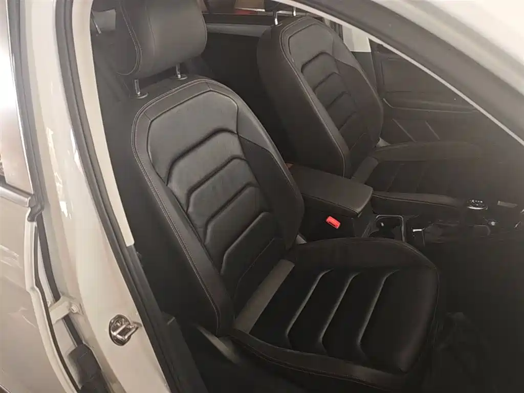Volkswagen Tayron 2019 Expedition 280TSI 2WD Luxury (China VI) фото 25