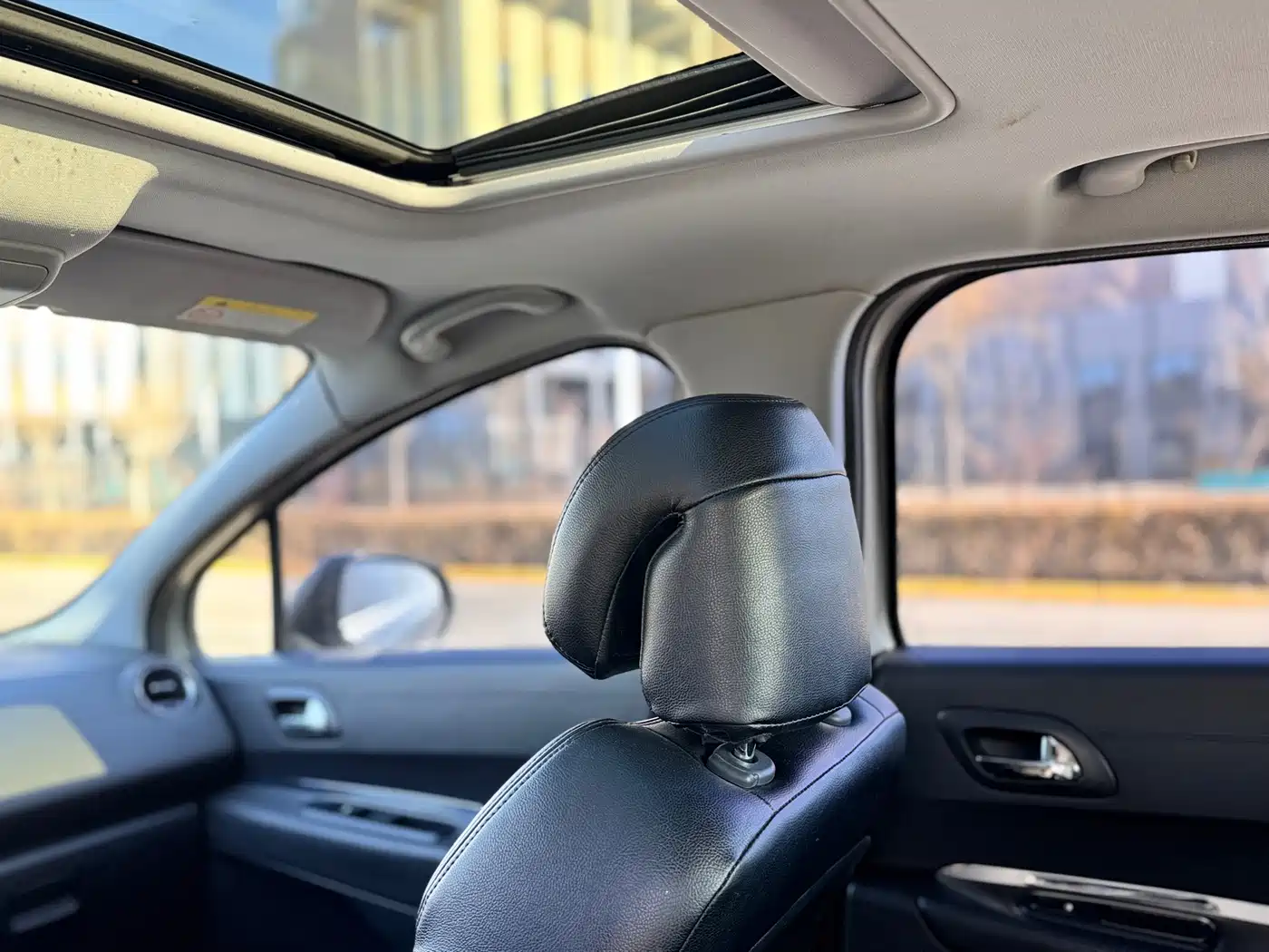 Peugeot 3008 2016 2015 2.0L Automatic Classic Edition