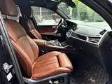 Photo 7 - BMW X7
