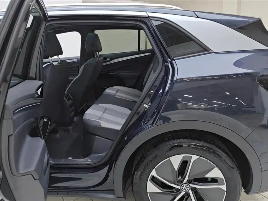 VOLKSWAGEN ID.4 CROZZ