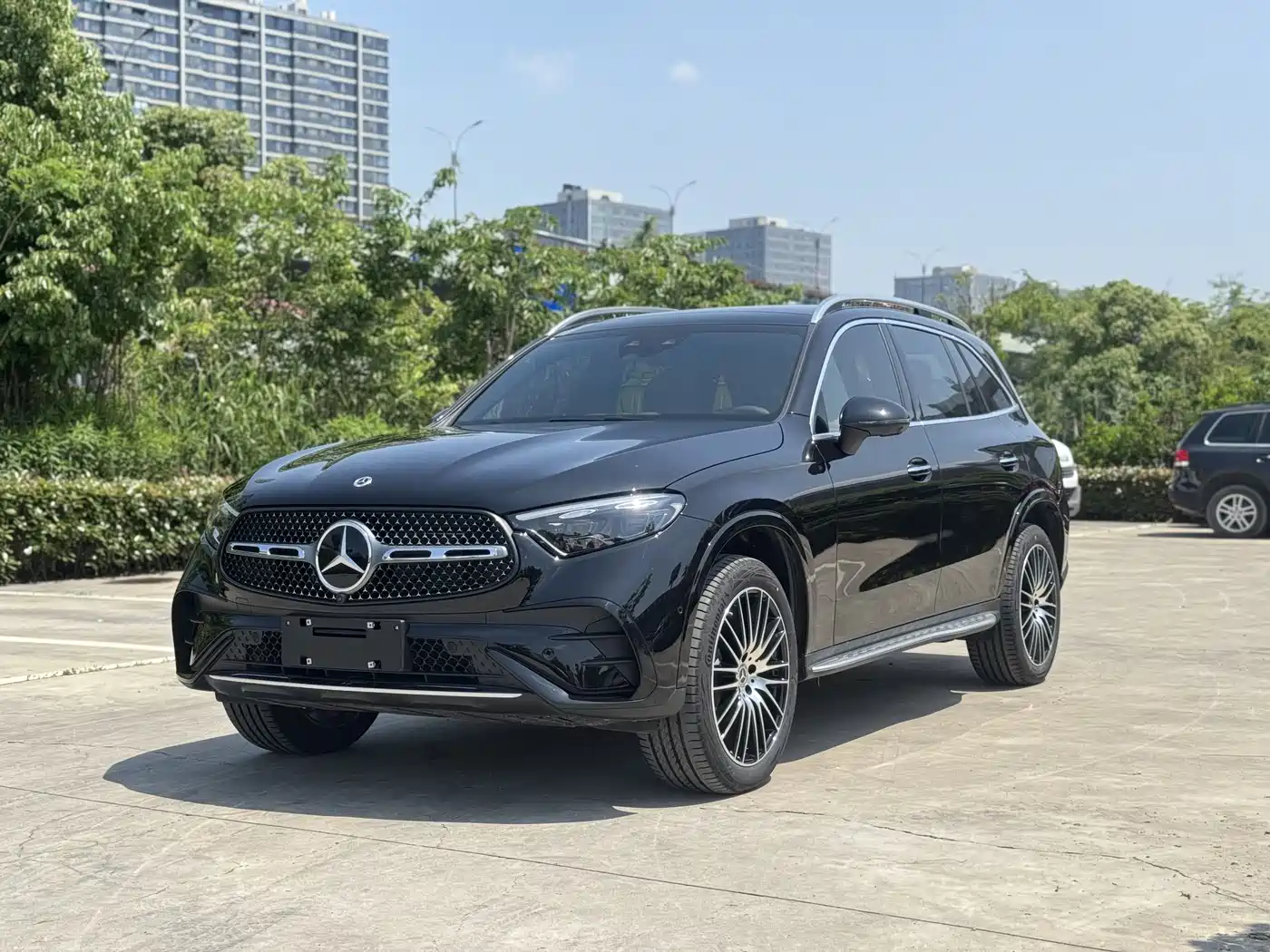 Mercedes-Benz GLC 2026 GLC 300 L 4MATIC Luxury 5-Seater