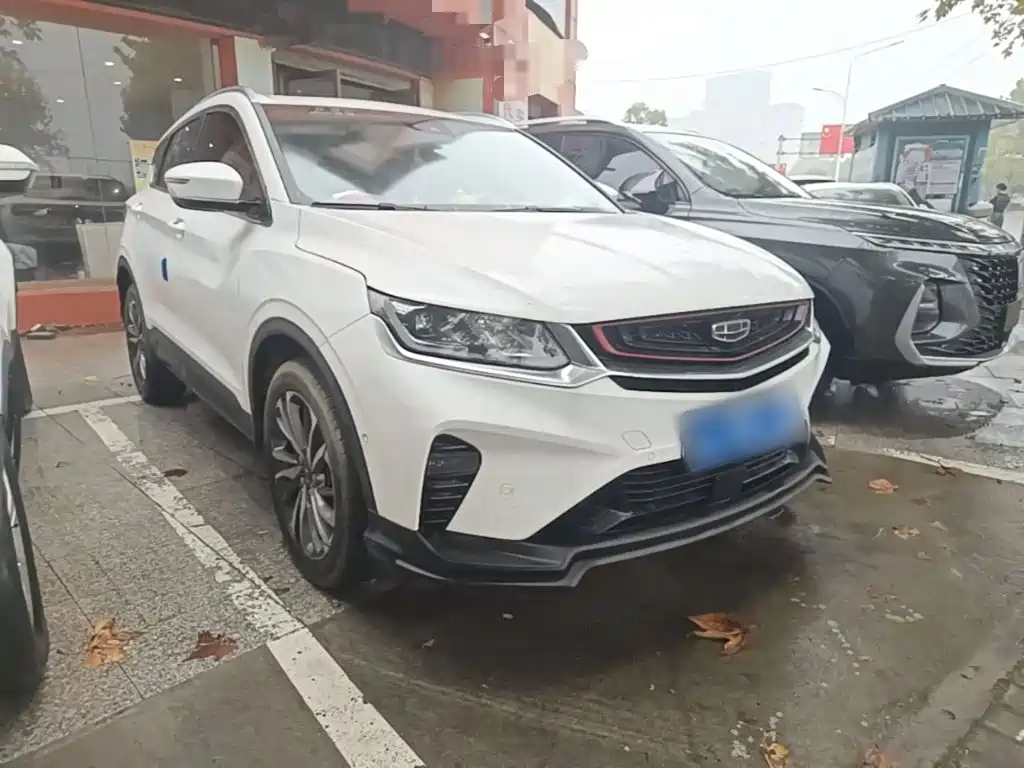 Фото 4 - Geely Coolray