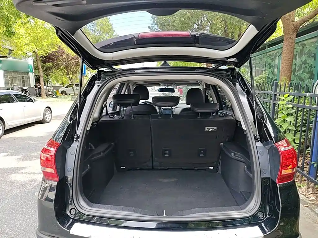 Photo 19 - Haval H6