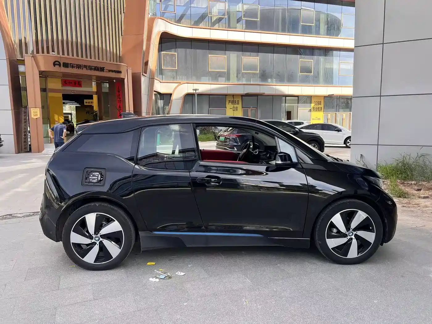 BMW i3 (Import) 2017 2016 Upgraded Luxury Model