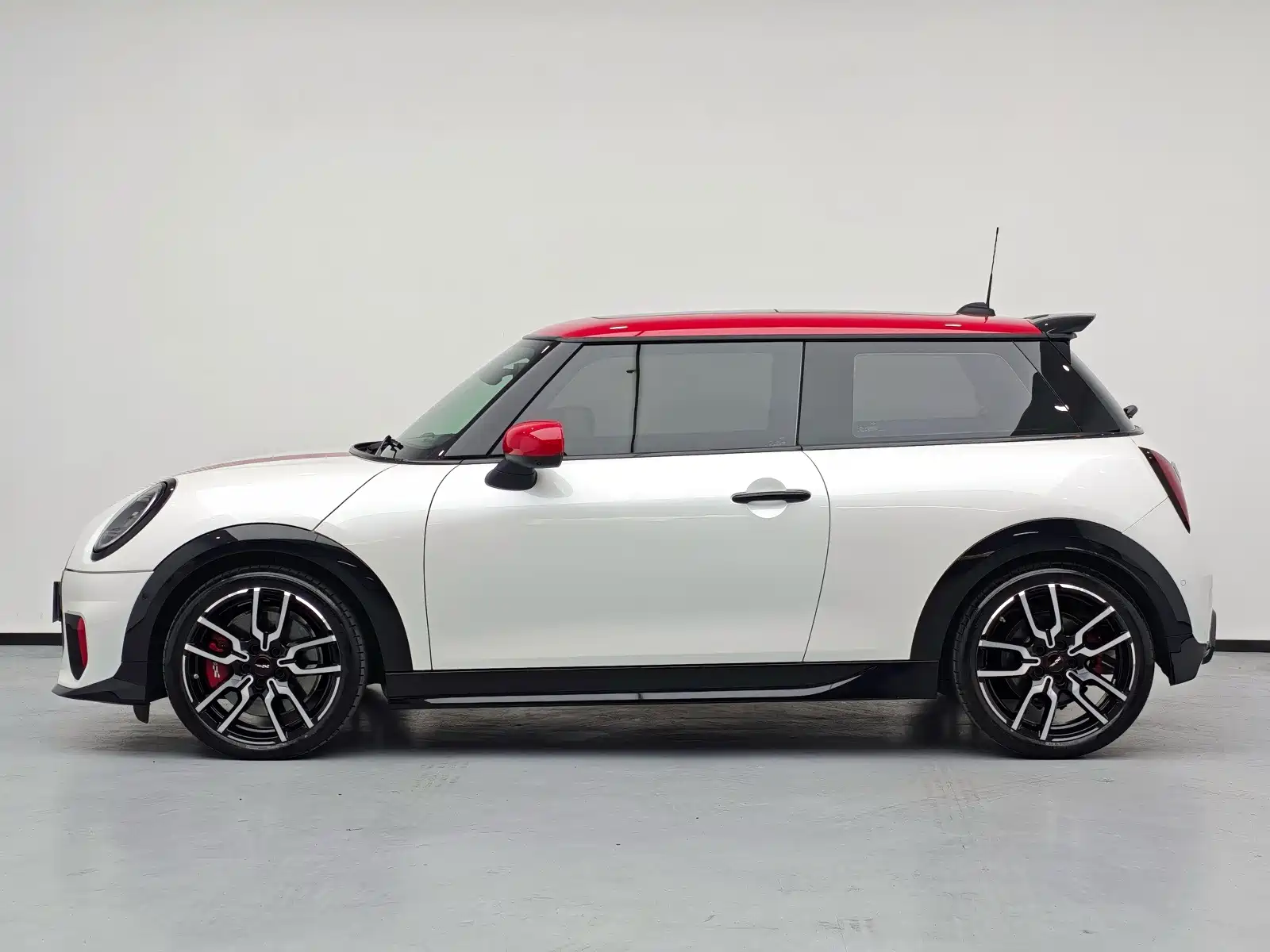 Фото 11 - MINI JCW