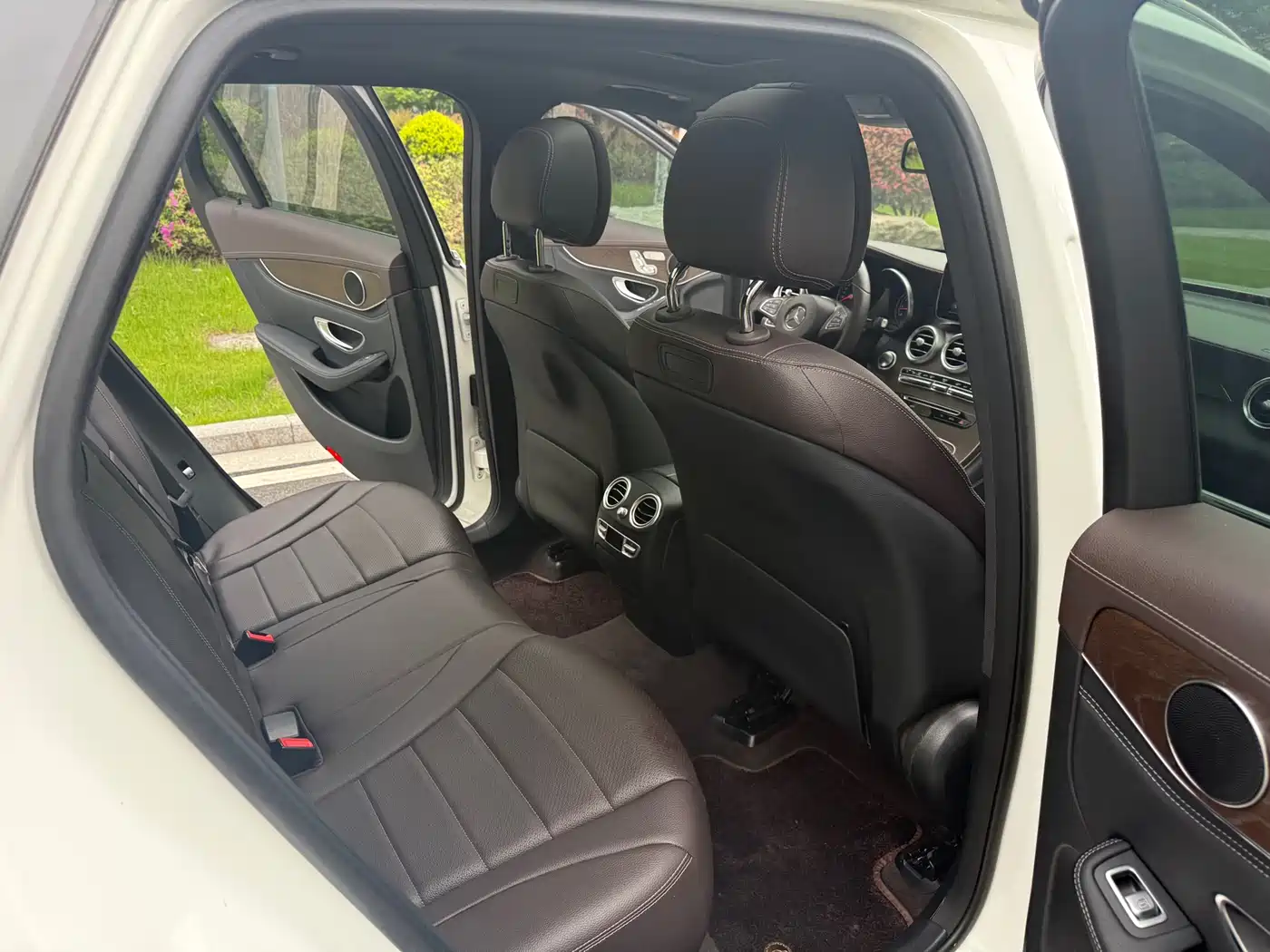 Mercedes-Benz GLC 2018 GLC 300 4MATIC Dynamic фото 12