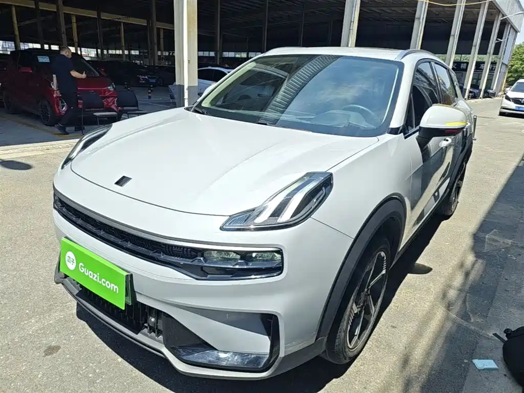 Lynk & Co 06 EM-P 2022 PHEV 84KM Range Pro
