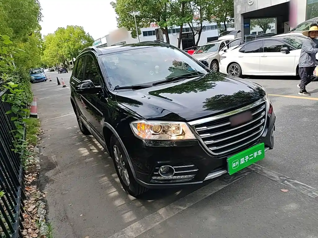 Photo 4 - Haval H6