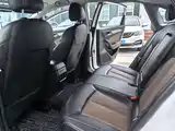 Фото 9 - Roewe i6