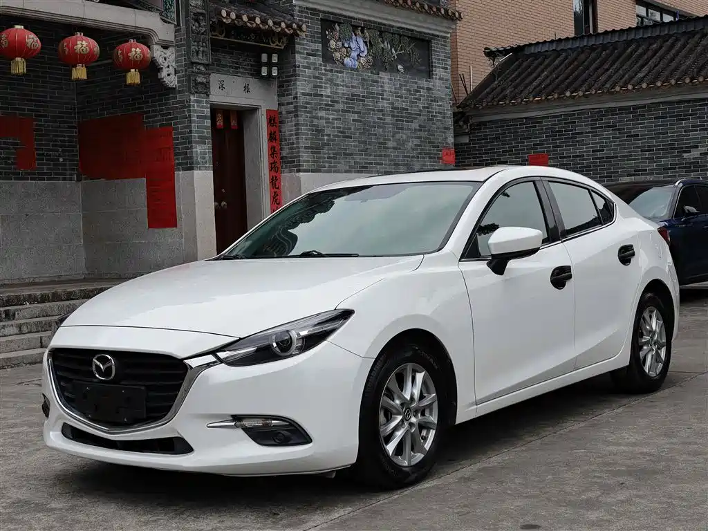 Mazda 3 Axela 2017 Sedan 1.5L Automatic Luxury China V