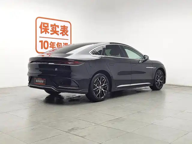 BYD Han 2025 DM-i 125KM Honor — фото 2