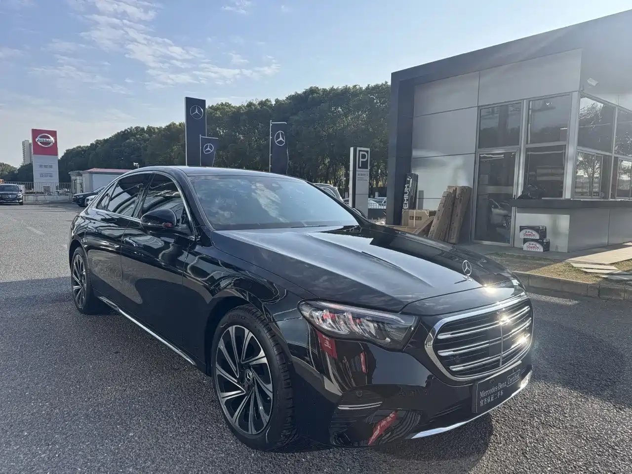 MERCEDES-BENZ E-CLASS