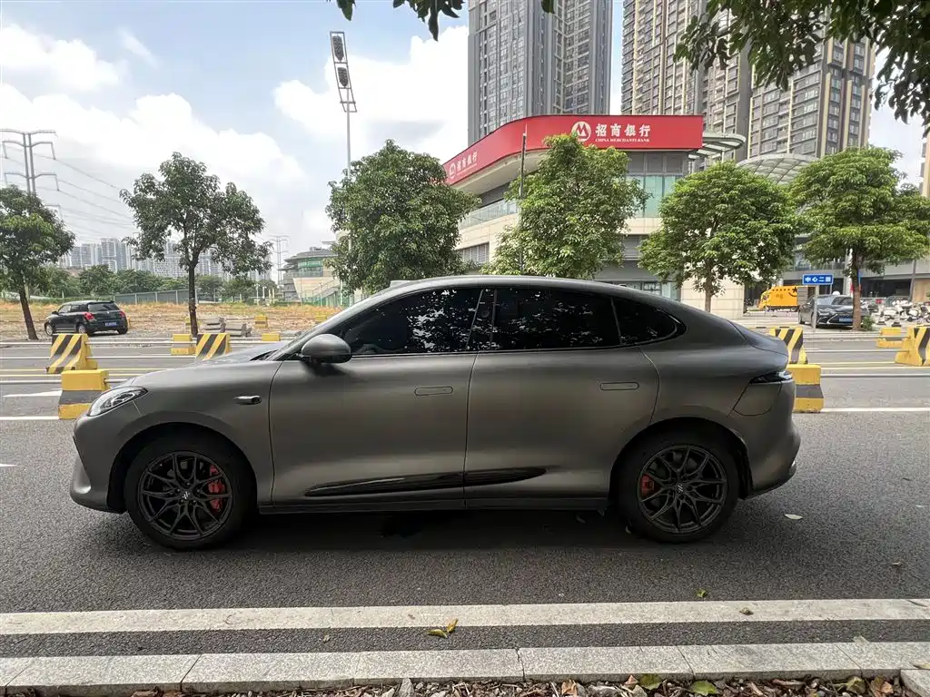 IM Motors IM LS6 2024 2023 Max Ultra Performance Edition