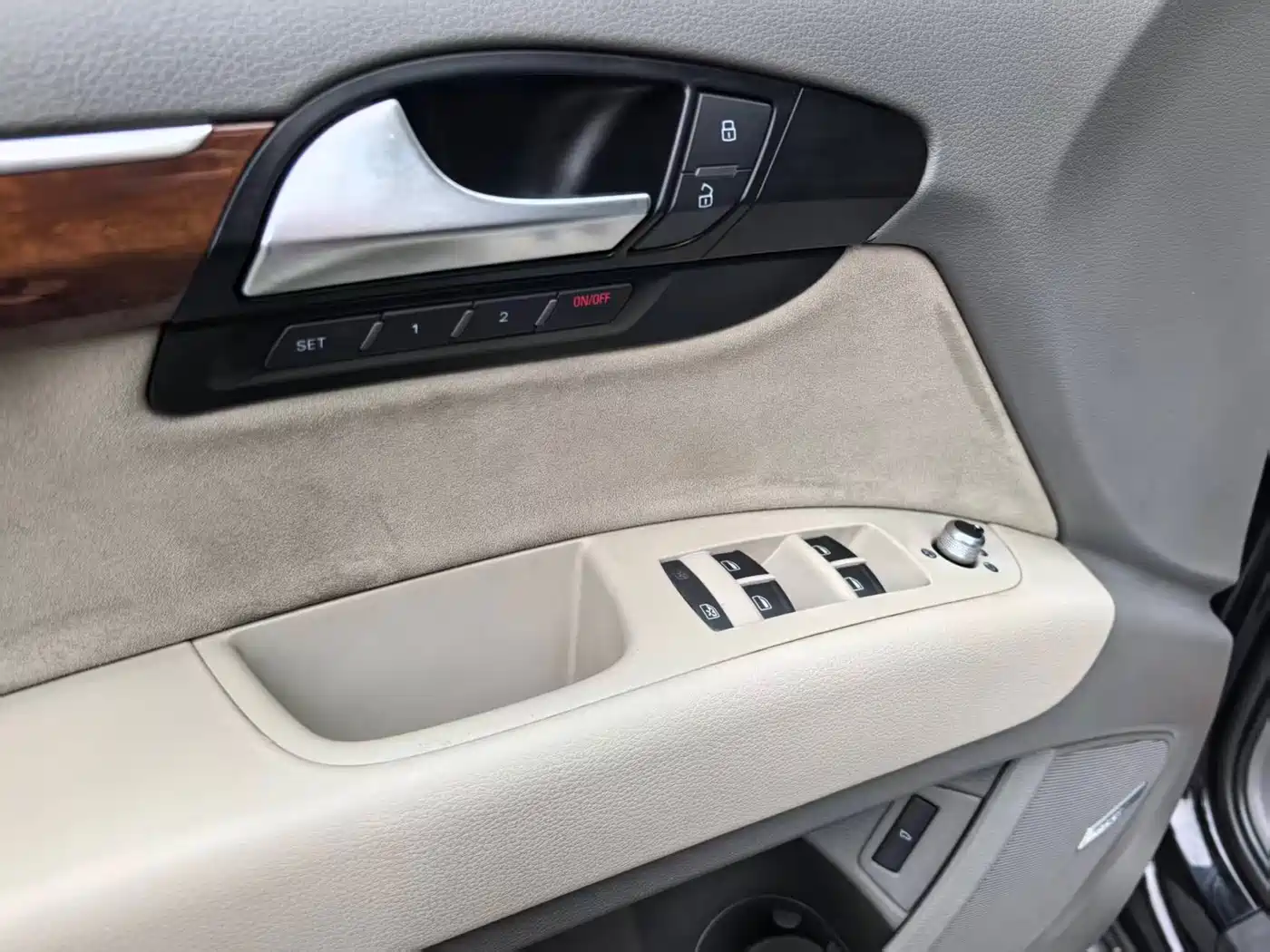 Audi Q7 2011 3.0 TFSI Comfort (245kW) фото 12