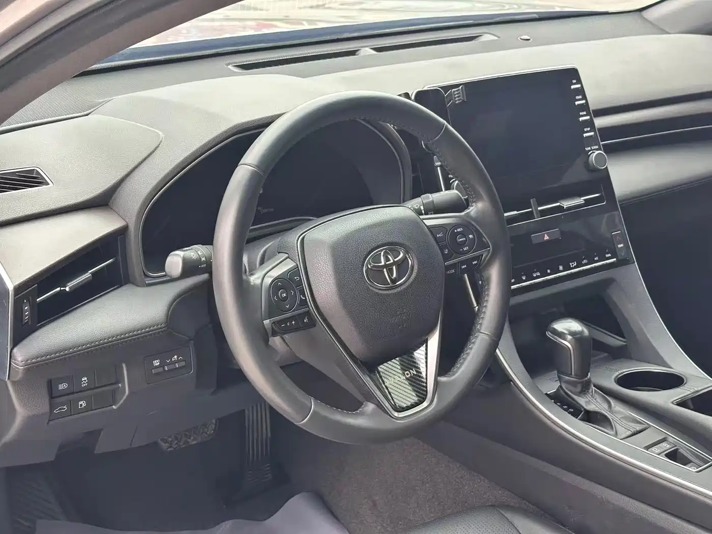 Toyota Avalon 2019 2.0L Luxury Edition (China VI) фото 14