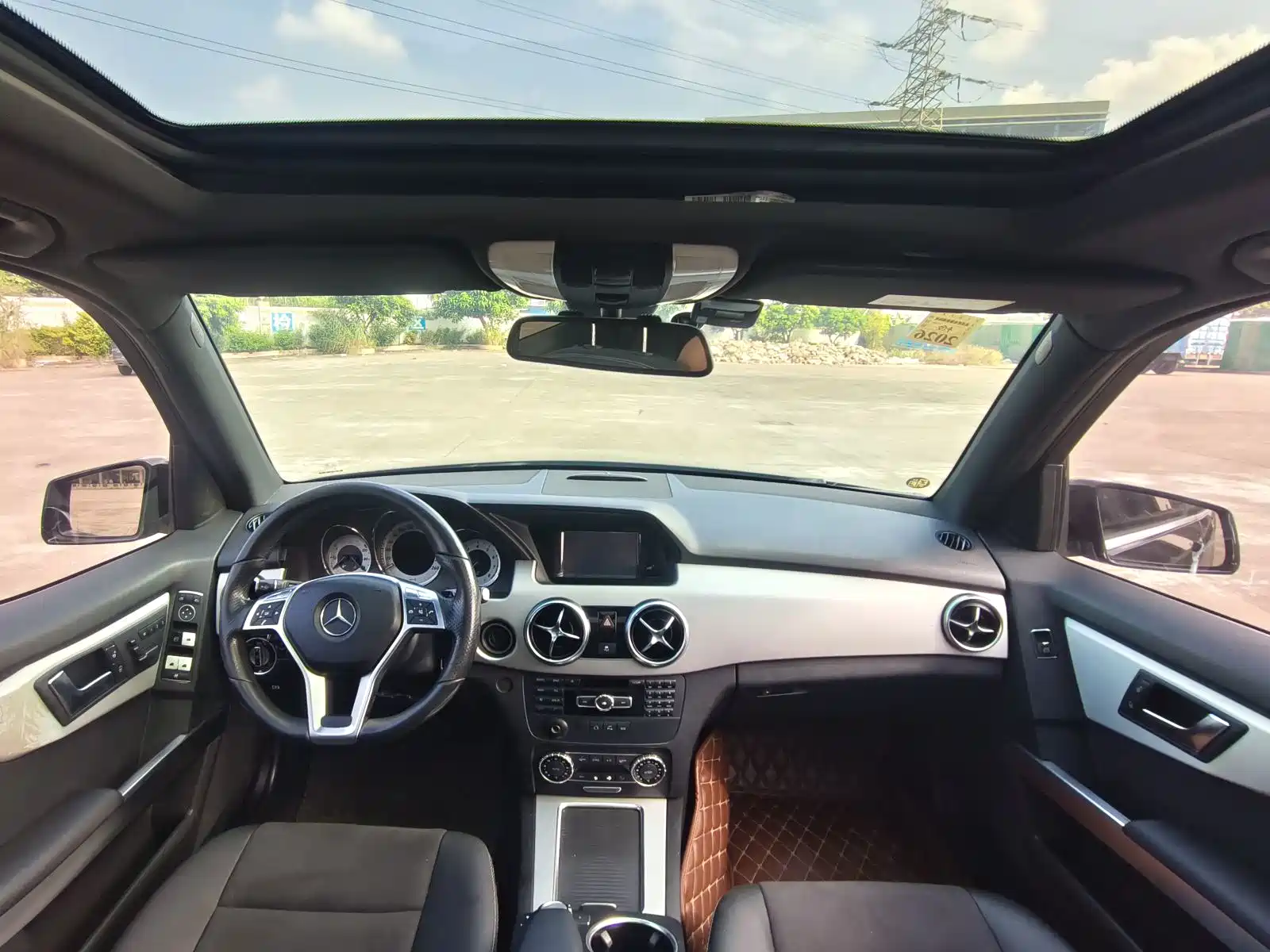 Photo 12 - Mercedes-Benz GLK-Class