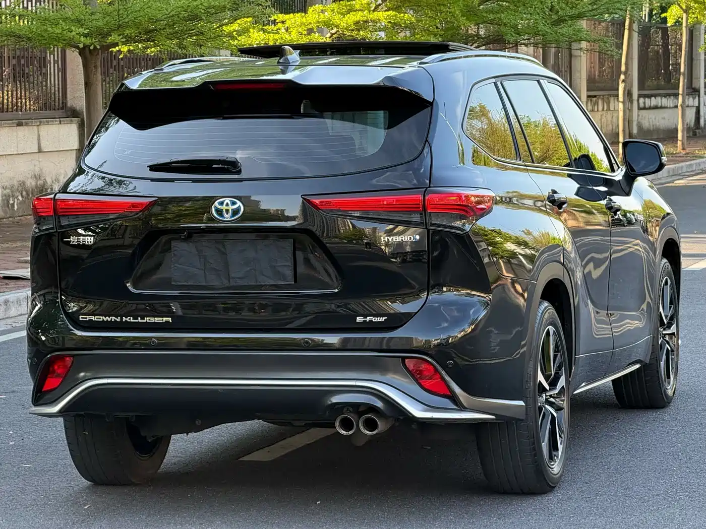 Toyota Crown Kluger 2023 2.5L HEV AWD Luxury Edition фото 9