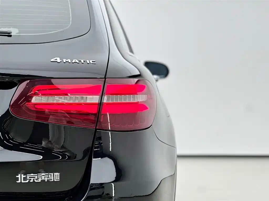 Mercedes-Benz GLC 2019 GLC 260 4MATIC Luxury фото 16