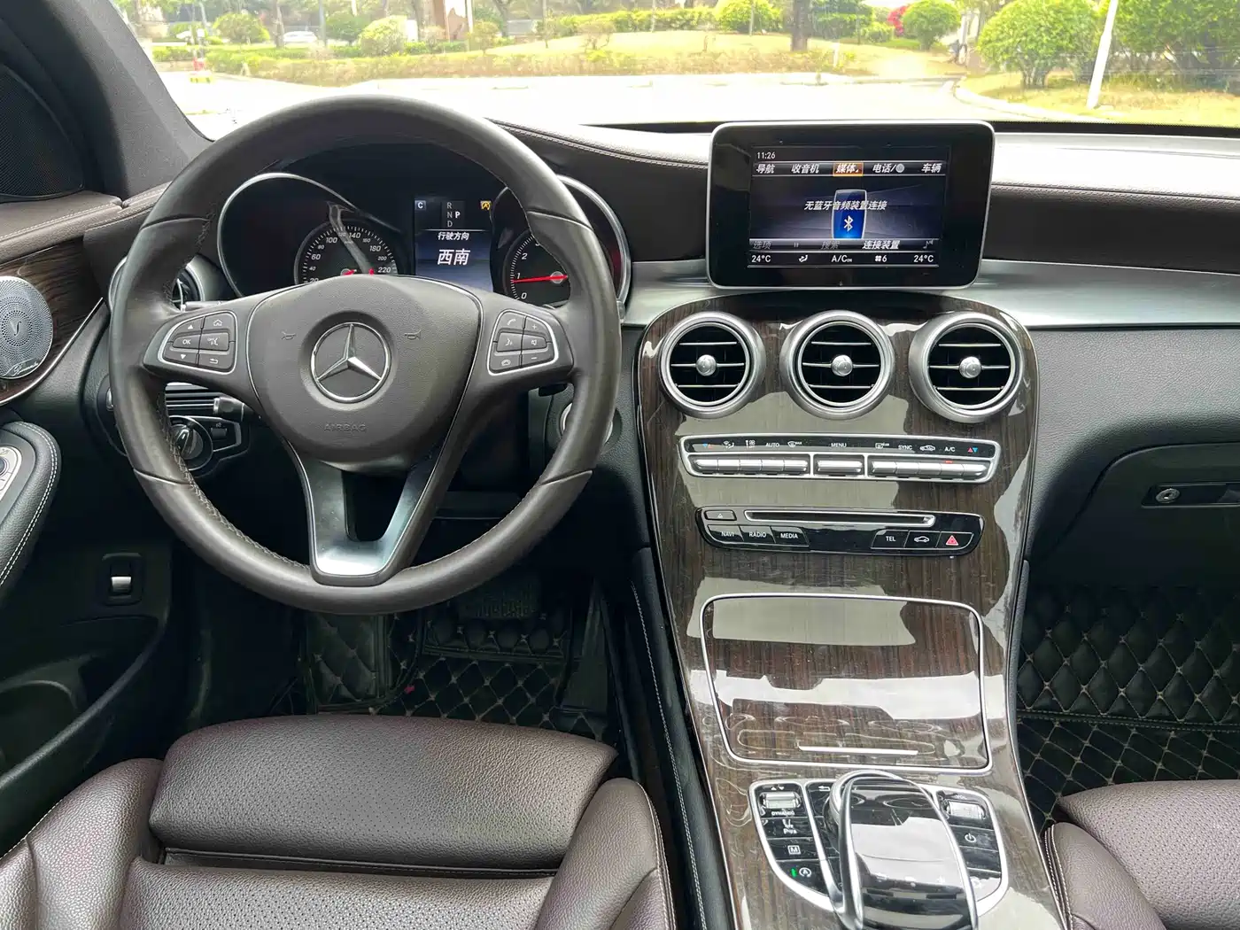 Mercedes-Benz GLC 2018 GLC 260 4MATIC Dynamic фото 14