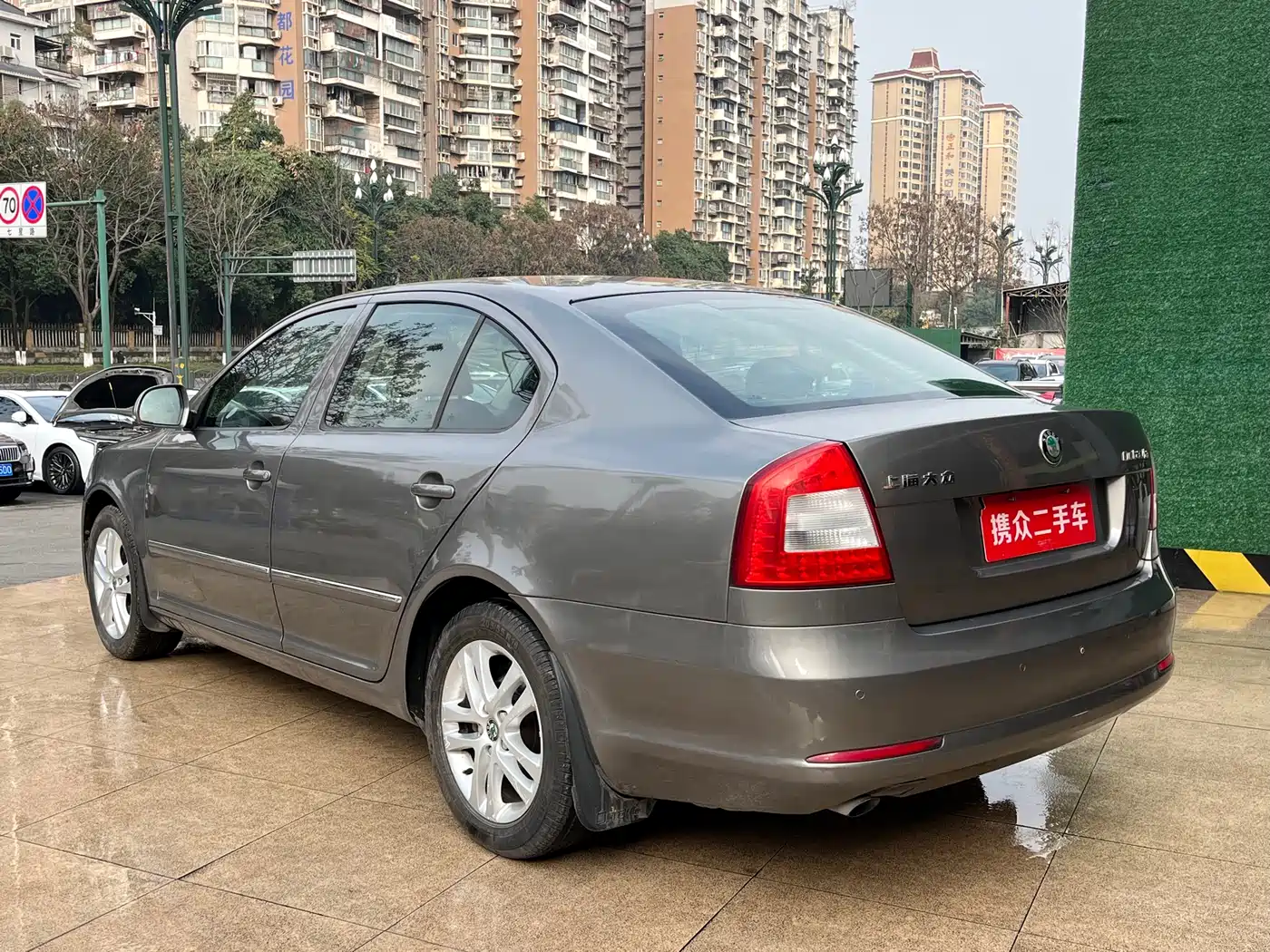 Škoda Octavia 2013 1.6L Automatic Elite Edition фото 15