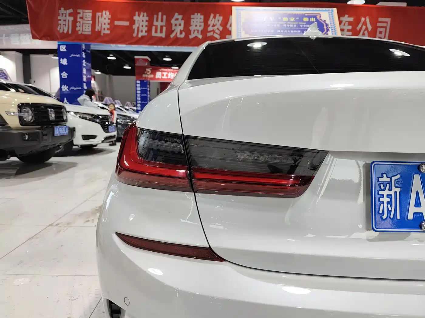 BMW 3 Series 2022 Facelift 325Li M Sport Package фото 16