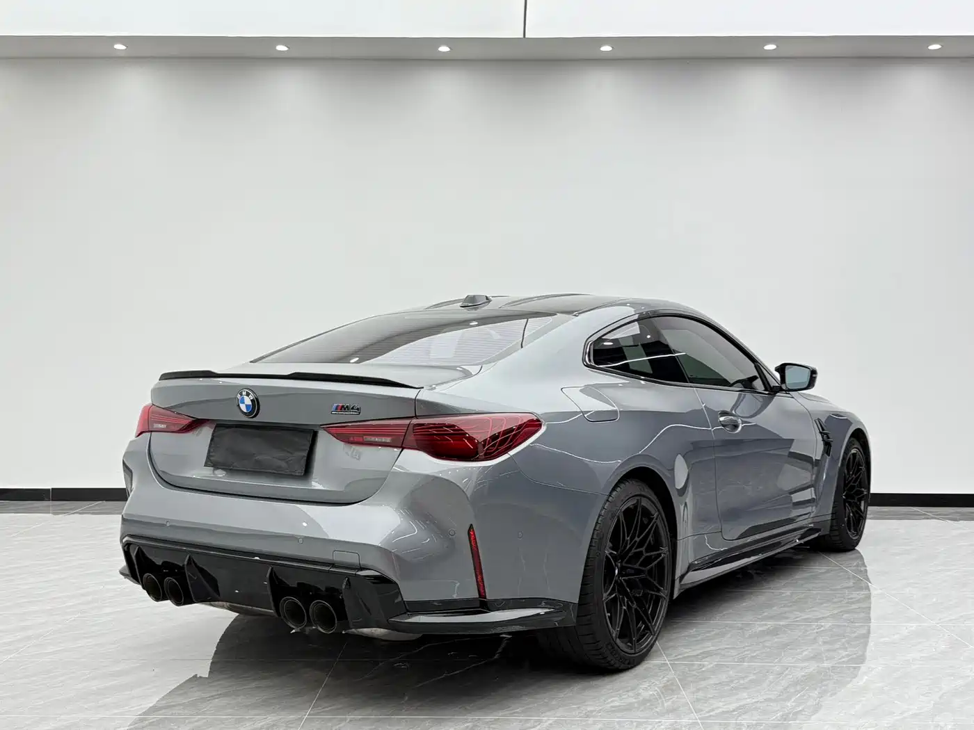 BMW M4 2024 BMW M4 Coupe Competition фото 4