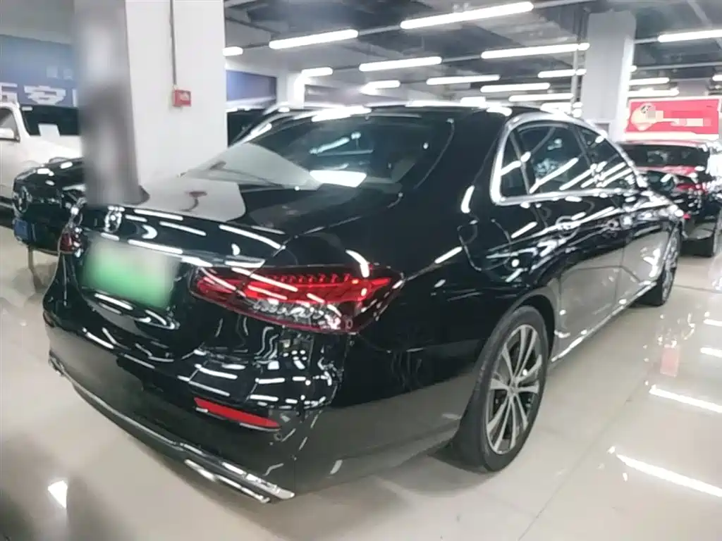 Mercedes-Benz E-Class New Energy 2022 Facelift E 350 e L Plug-in Hybrid Sedan фото 7